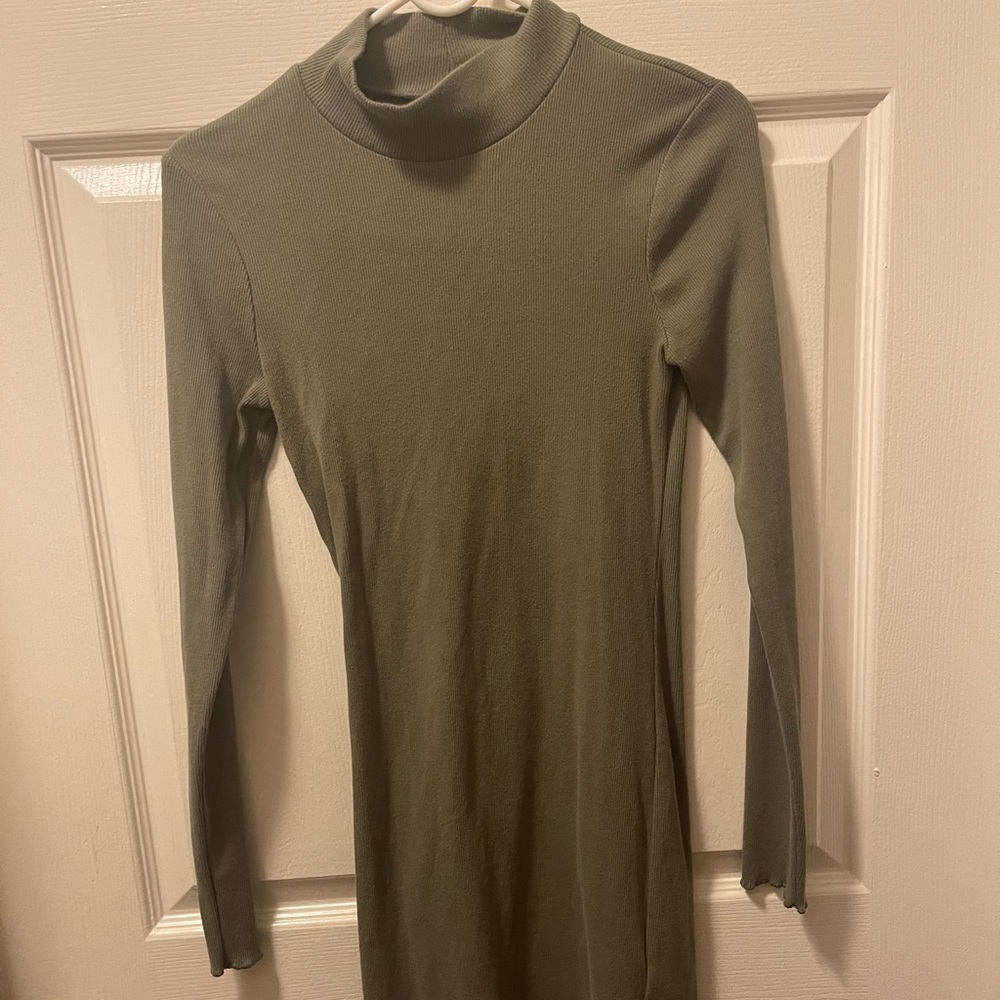 Abercrombie dress size small